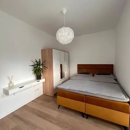 Boleslaviaapartments - Merci 2, Parking Free, Air Conditioning Apartament