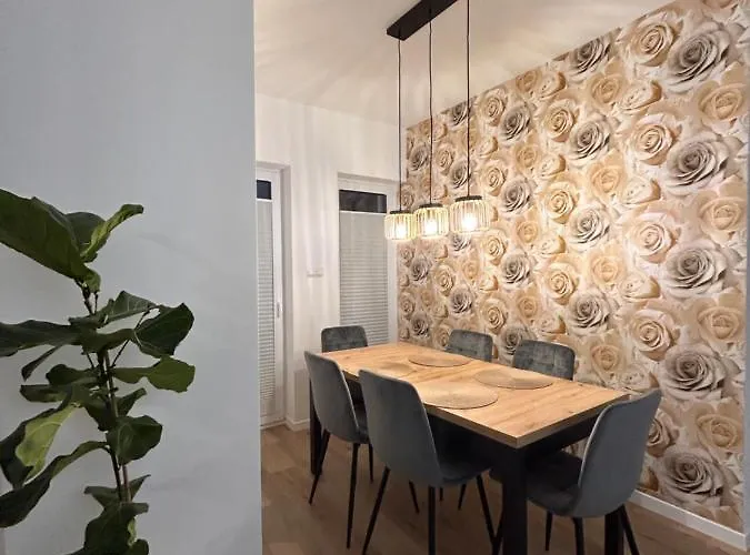 Apartament Boleslaviaapartments - Merci 2, Parking Free, Air Conditioning Boleslawiec (Lower Silesia)